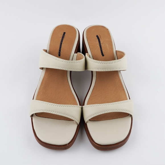 New MADEWELL The Saige Double-Strap Sandal in Leather in Pale Oyster - Picture 4 of 8